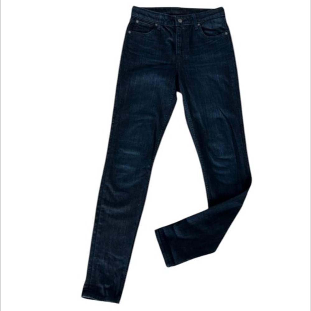 Levi’s 721 skinny jeans size 26 long tall dark wash